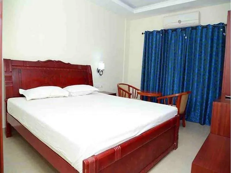 ***  Thachaparambil Residency Hotel Alappuzha India